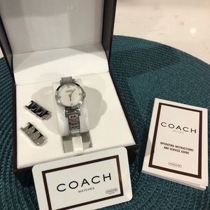 Women’s Coach Watch